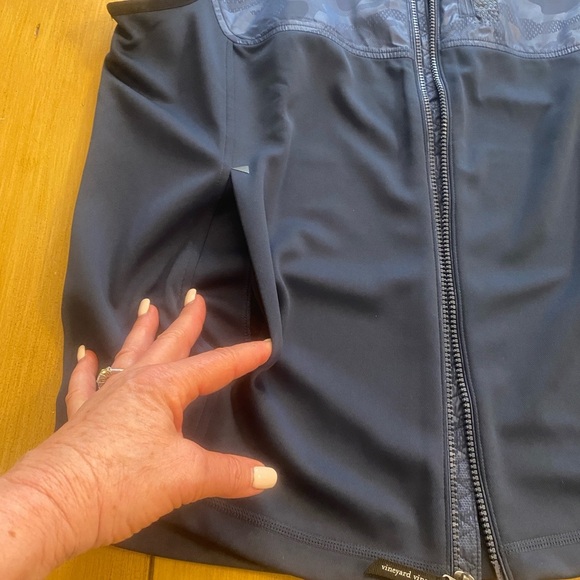 Vineyard Vines Women’s Blue Fairhaven Vest Outerwear New medium, damaged zipper - Picture 2 of 13